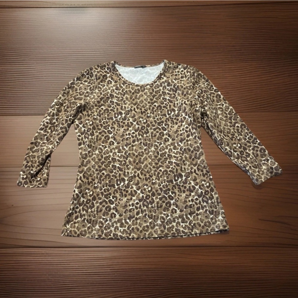 J Mclaughlin Signature Catalina Cloth Leopard Animal Print  Top Brown M Preppy
